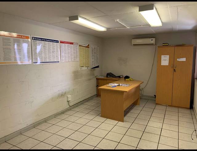 2,700M² FACTORY TO LET IN BEACONVALE